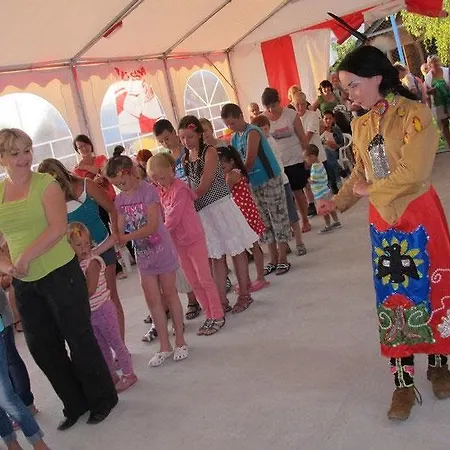 홀리데이파크 Osrodek Wypoczynkowy Slonce *